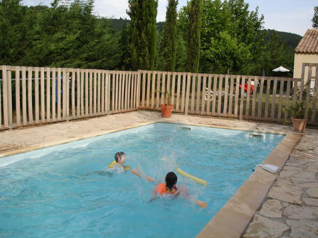 Chambres D'Hotes Aux Tournesols Malaucène Rum bild